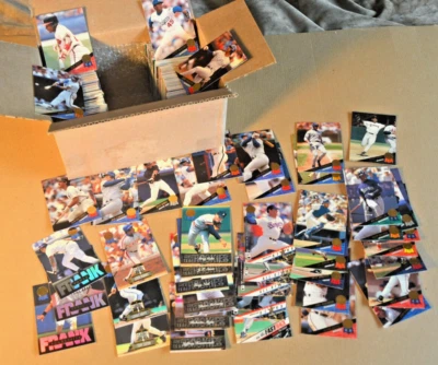 Lote de (500+) estrellas de béisbol Leaf 1993, semistares y radiocontrol incluidos con Thomas, Ryan Foto 1 de 4