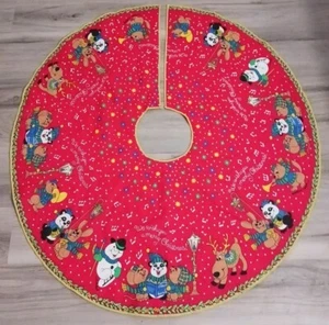 Vintage 1980's Handmade Quilted  Christmas Tree Skirt Woodland Animals - Picture 1 of 19
