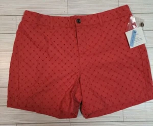 Croft & Barrow Women's Mid-rise Shorts Size 12 P pink 5-in seam stretch waist - Picture 1 of 5