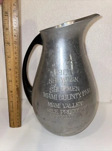 VINTAGE MIAMI COUNTY OHIO FAIR SHOW TROPHY PITCHER SHOWMEN OF SHOWMEN MILK 1968 - Picture 1 of 7