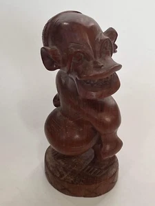 Afrikanischer Kenianer Kikuyu Holz geschnitzt Figur Statue Vintage 1980er lachender Wichtel - Bild 1 von 5