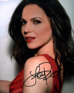 Lana Parrilla Once Upon A Time 8x10 Signed Photo JSA Certified Autograph - Picture 1 of 2