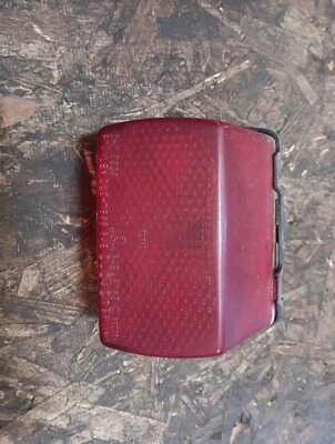 Luz de freno trasera Yamaha FZ600 FZ 600/750/1000 1987 87 F6 Foto 1 de 4