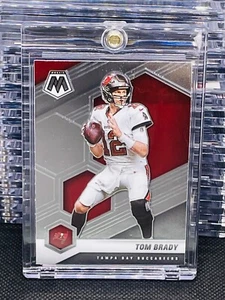 TOM BRADY - Panini Mosaic Silver - NFL Football Card - MINT - SUPER BOWL - Picture 1 of 3