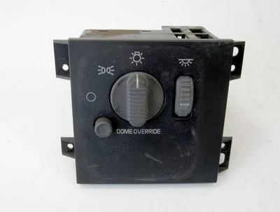 ПАНЕЛЬ ПЕРЕКЛЮЧАТЕЛЯ ГОЛОВНОГО СВЕТА, черная, 2000 Chevy S10 Blazer LS, '95-'05 - Изображение 1 из 4