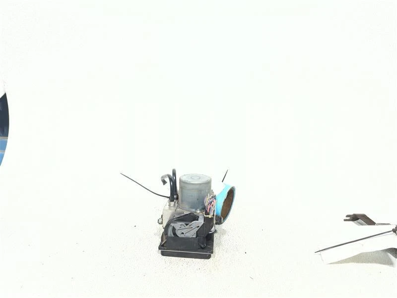 Conjunto de bomba y motor ABS usado se adapta a: conjunto Jaguar Xf 2011 5,0 L con c adaptable Foto 1 de 4