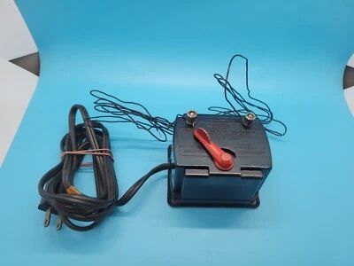 Lionel 1014 Variable Voltage 40 Watt Transformer - Image 1 of 4