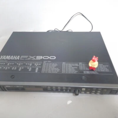 YAMAHA FX900 Vintage SIMUL Effects Processor Multi Effects excellent free shippi - Image 1 of 4