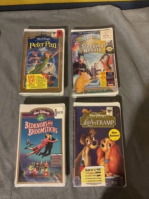 Lot Of Sealed Walt Disney VHS - Sleeping Beauty, Peter Pan, Lady & The Tramp… Foto 1 de 4