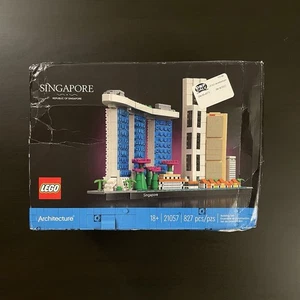LEGO Architecture Singapore 21057 827 Piece New Sealed - Picture 1 of 6