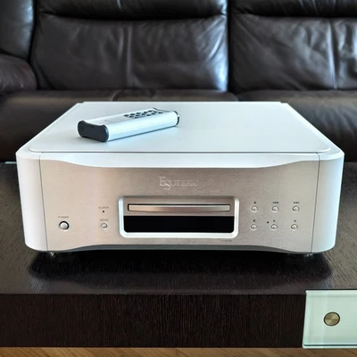 Esoteric K-01XD Super Audio CD Player Silber VRDS-ATLAS Diskreter DAC - Bild 1 von 4