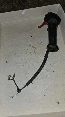 TroyBilt TB22 string trimmer control handle - Image 1 of 4