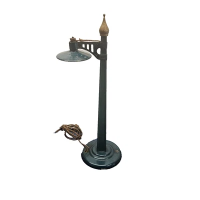 RARE AMERICAN FLYER PREWAR  2209 PEACOCK BLUE LAMP - Image 1 of 4