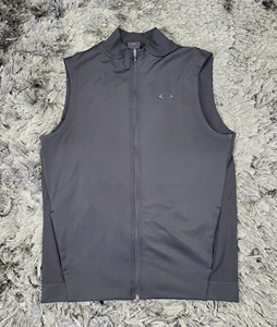 Oakley Range Vest Men's L Black Mock Neck Performance Fit Full Zip Pockets Golf - Picture 1 of 20