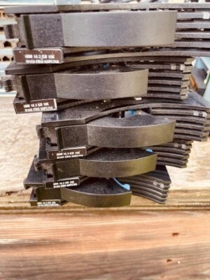 IBM 18gb 06P5758 10K U160 SCSI 80PINS HOTSWAP HARD DRIVE - Image 1 of 3