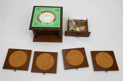 Juego de mesa de juego de ruleta de casino gabinete de madera y 4 posavasos vintage NOS AÑOS 70 Foto 1 de 4