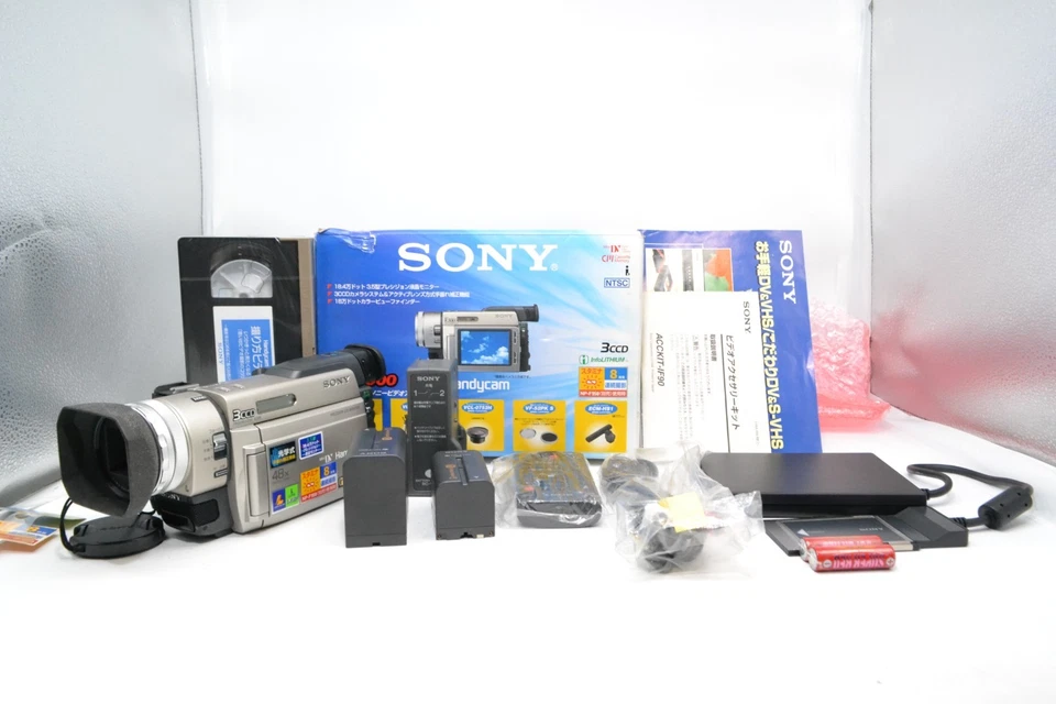 Exc+4 w/ box Sony Handycam DCR-TRV900 Mini DV Camcorder VideoCamera Japan - image 1 of 4