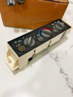 96-99 CHEVY TAHOE SUBURBAN GMC YUKON A/C НАГРЕВАТЕЛЬ КЛИМАТ-КОНТРОЛЬ НОВЫЙ P/N 16233142 - Изображение 1 из 4