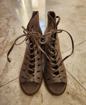 Open Toe Heels Medi Strappy Lace up Brown/Taupe Forever 21 Womens 6 Brand New - Image 1 of 4