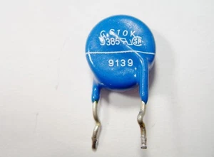 S10K385 Varistor 10A 385V #19-693 - Picture 1 of 1