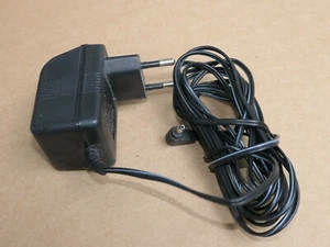 Fuente de alimentación adaptador de CA/DC G060030D22 6V, 300mA - Imagen 1 de 3