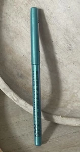 Lápiz delineador de ojos mecánico NYX PROFESSIONAL MAKEUP, verde agua NUEVO Y SELLADO - Imagen 1 de 4