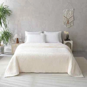 Essential, Faux Shearling Blanket, Vanilla Dream, King Size, Brand New with Tags - Picture 1 of 5