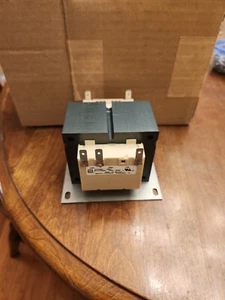 Source 1 Parts Basler Transformer 02537378000 - Picture 1 of 6