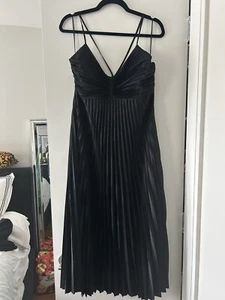 Banana Republic Factory Solaire Pleated Midi Dress L Black NWOT - Picture 1 of 9