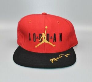 Vintage Nike Air Jordan Embroidered Signature on Brim Wool Snapback Cap Hat
