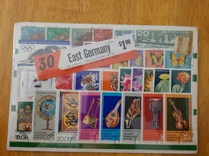 H.E. Harris & Co. 30 verschiedene DDR Briefmarken Satz, ungeöffnet. - Bild 1 von 1