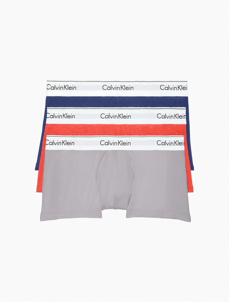 Paquete de 3 baúl Calvin Klein moderno de algodón elástico tiro bajo, rosa y azul marino y gris, talla M Foto 1 de 4