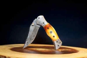Handmade Damascus Steel Pocket knife Personalized Gift for Men Boyfriend Gift - Picture 1 of 6