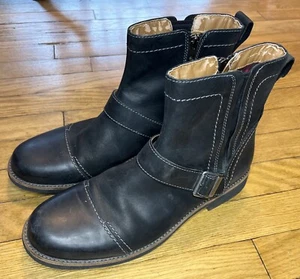 Clarks MELDON Black Leather Strap Zip Ankle Boots Mens 11M - Picture 1 of 13