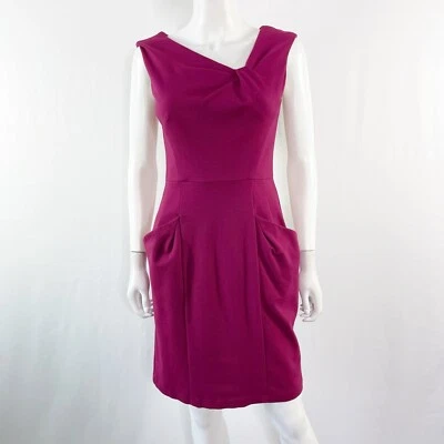 Vestido Vaina Nanette Lepore Berry Rojo Manga Corta Talla 6 Bolsillos ceñidos al cuerpo Cuello en V Foto 1 de 4
