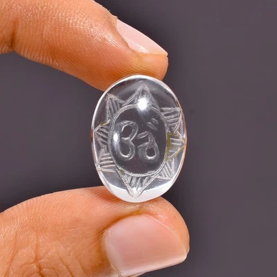 Colgante con símbolo de piedras preciosas de cristal natural cabujón de OM, SOL y fabricación de esvástica Foto 1 de 3