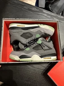 Size 12 - Jordan 4 Retro Green Glow 2013 - Picture 1 of 15