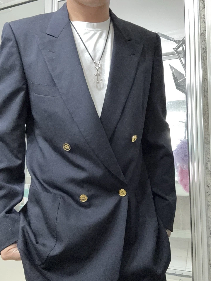 $1995 Brand New Authentic Gucci Wool Jacket Blazer  Navy - Image 1 of 4
