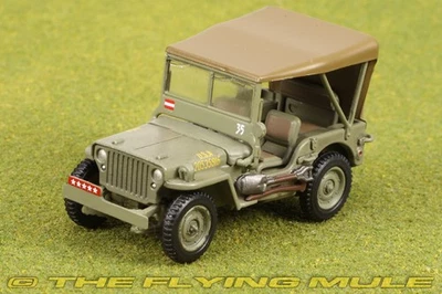 Hobby Master 1:72 Jeep US Army Gen. Douglas MacArthur - Image 1 of 4