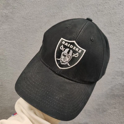 拉斯维加斯突袭者队帽子成人 UNISEX 均码黑色刺绣钩环 NFL — 第 1/4 张图片