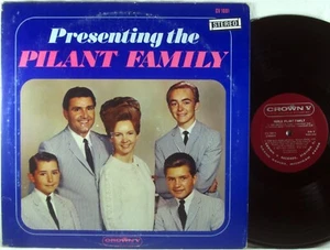 CROWN V "STEREO" STICKER Presenting the PILANT FAMILY Gospel CV-1081 EX+ - Imagen 1 de 4