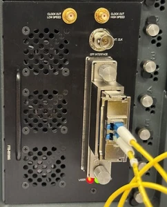EXFO FTB-85100G 6 Slot Unit 100G - Bild 1 von 5