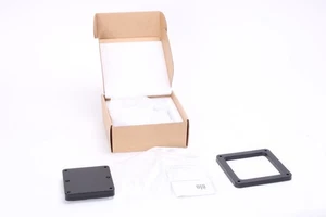 Elo ELO-KIT-POE-ADAPTER Module E615169 With Mounting Hardware and Wall Mount - Picture 1 of 4