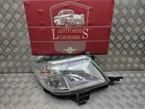 Toyota Hilux Invincible Frontscheinwerfer Fahrerseite 2011-2015 811100K420 - Bild 1 von 7