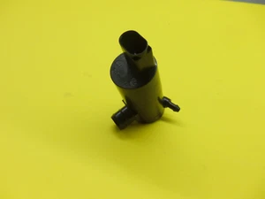 Suzuki SX4 Splash 2006-14 Fiat Sedici Waschwasserpumpe Wischwasserpumpe - Bild 1 von 3