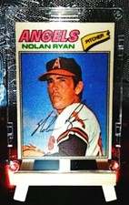 Nolan Ryan 1977 Topps #40 Angels Vintage Cloth Sticker Card (NM-M)(HOF) ⭐⭐⭐⭐⭐
