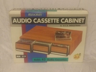 Cinta de casete de audio MusicMate caja de almacenamiento de 3 cajones para 42 cintas de madera sintética *NUEVO DE STOCK Foto 1 de 4