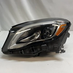 ¡Como nuevo! FARO LED DELANTERO IZQUIERDO MERCEDES GLA45 X156 2018-2020 OEM 1569067300 - Imagen 1 de 18
