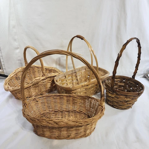 Vintage Woven Wicker Rattan baskets lot of 4 Cover