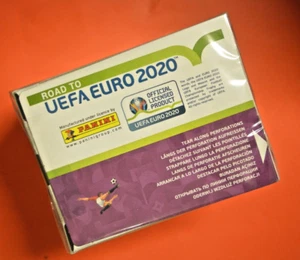Panini Fútbol Road to Euro 2020 - Expositor con 50 Bolsas Versión Suiza Raro - Imagen 1 de 4